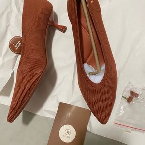 Vivaia “Stella” Pump Shoes Low heels size 38